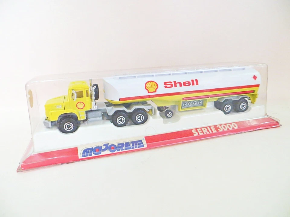MAJORETTE SERIE 3000 3040 'SCANIA SHELL TANKER LORRY' 1:60. MIB/BOXED. - Image 1 of 4