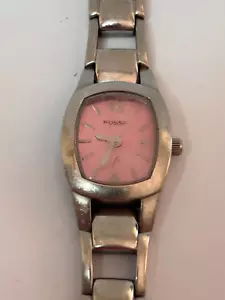 Working Vintage Ladies Silver Fossil Quartz Watch BO - Picture 1 of 9