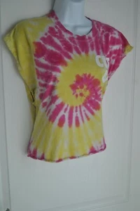 Women's Cropped Top Tie Dyed Says: Cute AF - Picture 1 of 12