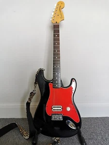 Fender Tom Delonge Stratocaster Black Electric Guitar Vintage Circa 2002 / 03 - Picture 1 of 24