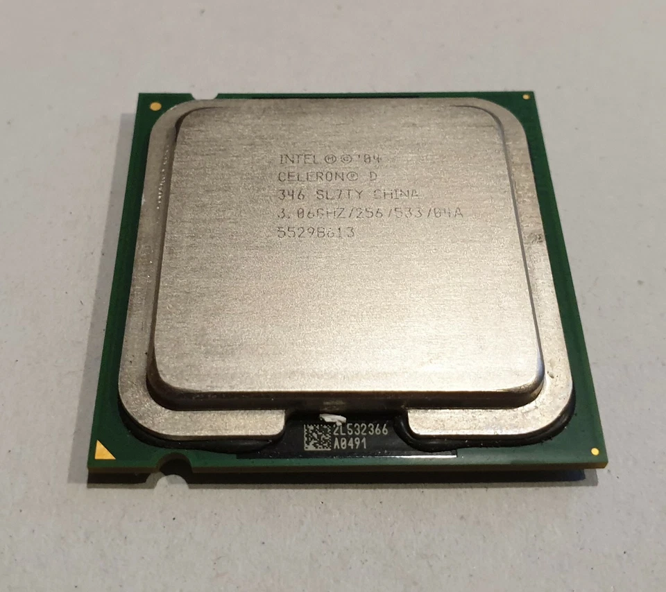 Procesador Intel Celeron D346 3,06 GHz / 256 / 533 Socket 775 SL7TY CPU LGA775 - Imagen 1 de 1