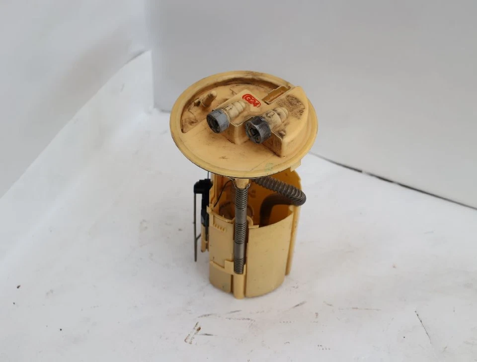 Fuel Sender Ford Transit 6 Box Siemens Diesel 2.2 63 KW 85 hp 05-2007 - Image 1 of 4