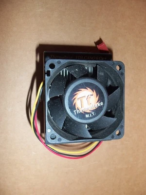 Tt Thermaltake Volcano 6 Cu+ CPU Cooler Fan/Heatsink Combo for Socket-A (462) - Image 1 of 4