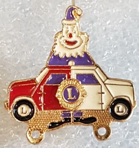Vintage Lions Club Clown Car Lapel Brooch Pin Gold Tone Metal Collectible - Imagen 1 de 3