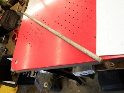 John Deere 340 Trailfire 1979: amarre de dirección larga Foto 1 de 3