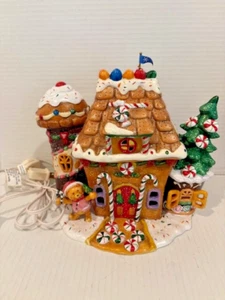 2004 Walmart Village Gingerbread House - Picture 1 of 9