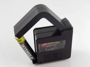 Batterie-Tester für AAAA, AAA, AA, 9 V-Block - 5,3 x 5,5 x 2,4 cm - Bild 1 von 1