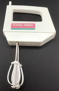 KIDDY-MATIC MINIATURE MIXER BEATERS VINTAGE 1980's CHILTON-GLOBE Toy Kitchen m2 - Picture 1 of 8