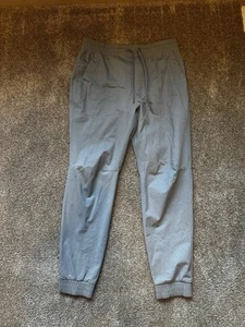 Lululemon Joggers Mens L Gray Athleisure Sweatpants Gym Workout Outdoor Stretch - Picture 1 of 7