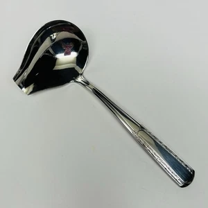 Vintage PROVIDENCE "PLAZA" STAINLESS GRAVY LADLE with SPOUT USA Glossy - Picture 1 of 3