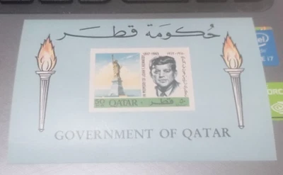 Qatar 1966 John F. Kennedy minisheet imperforated MNH - Image 1 of 3