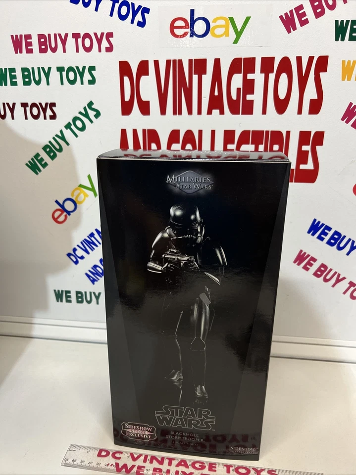 Sideshow Militaries Star Wars 1:6 Blackhole Stormtrooper Store Exclusive Figure - Image 1 of 4