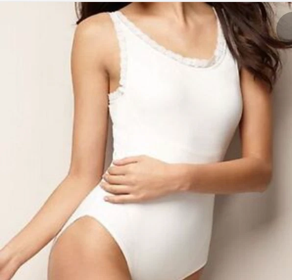 Flexees Tonificación Abdomen Cuerpo Briefer con Forro Modelador WYOB #2256 Blanco Nuevo con Etiquetas Foto 1 de 1