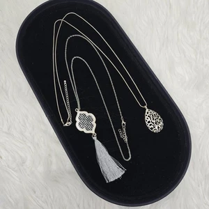 Lange Halskette Boho Küste silberfarben durchbrochen oval Vierflügel Quaste Träne - Bild 1 von 6