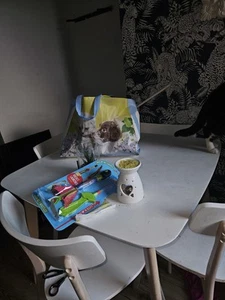 table and chairs used - Picture 1 of 1