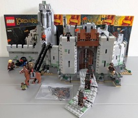 LEGO LOTR 9474 Battle of Helm's Deep Set