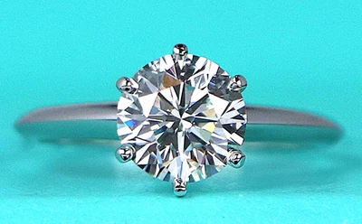 Anillo de compromiso solitario de diamantes redondos de platino I VS1 $57,500 Tiffany Co 2,30 quilates Foto 1 de 4