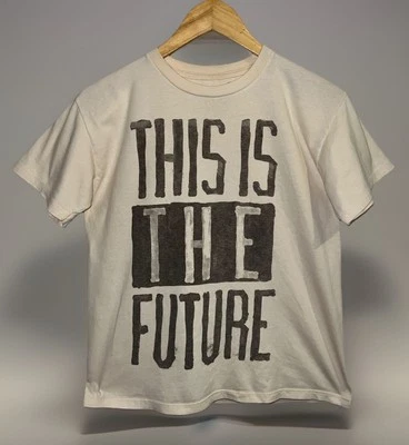 Camiseta This is the Future - Marrón Tostado - Gráfico Inspirador Letras Grandes - Talla L Foto 1 de 4
