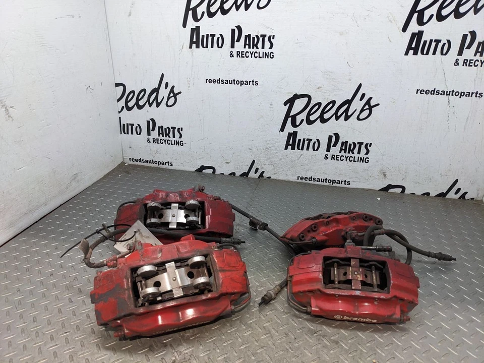 10-15 JUEGO PINZAS FRENO CHEVY CAMARO SS OEM BREMBO ROJO DELANTERO RE 1155287 Foto 1 de 4
