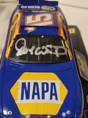 MICHAEL WALTRIP 2001 FIRMADO #15 1/24 VERSIÓN CARRERA GANAR COCHE QUE GANÓ DAYTONA 500 CERTIFICADO DE AUTENTICIDAD Foto 1 de 4