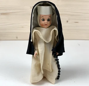 Vintage Standing Nun Doll Blinking Eyes Full Dress With Rosary Rosario 6" Tall - Picture 1 of 14
