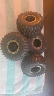2.2 Crawler Wheels And Tires. From Stock Redcat Everest. - Image 1 of 4