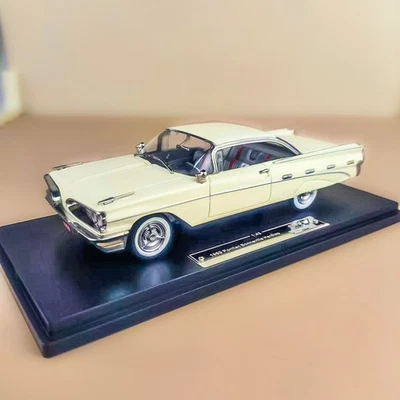 1/43 GFCC 1959 Pontiac Bonneville Hardtop White Diecast Model Car Collection - Image 1 of 4