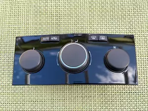 VAUXHALL ASTRA H MK5 CLIMATE CONTROL HEATER PANEL PIANO BLACK UU2 13250622 04-09 - Picture 1 of 6