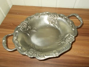ANCIEN VIDE POCHE COUPELLE en  ETAIN 95% ART NOUVEAU fleurs 27cm - Picture 1 of 6