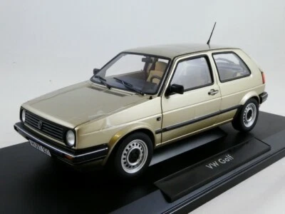 Norev Volkswagen Golf CL beige metallic 1988 1/18 188519 - Immagine 1 di 3