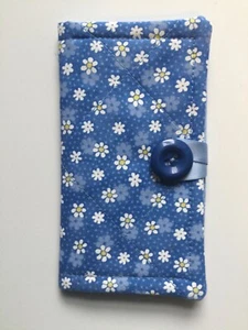 Needle case fabric Daisies Felt page inside Gift Needlecase New Handmade - Picture 1 of 9