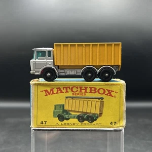 Scatola fiammiferi vintage Lesney n. Camion container ribaltabile 47 Daf in scatola originale - Foto 1 di 10