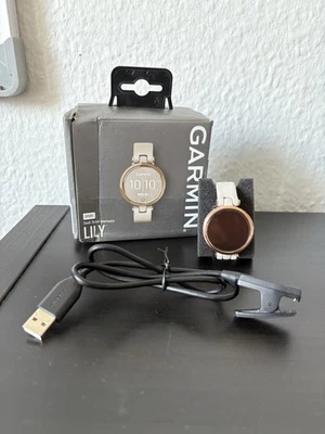 Garmin LILY Sport beige Smartwatch, sehr guter Zustand - Bild 1 von 4