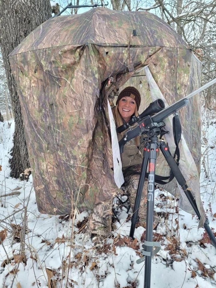 CamoKovr®️Hunting Blind  … Push Button Pop Up Umbrella - Image 1 of 4