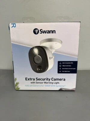 SWANN SECURITY EXTRA SECURITY CAMERA WITH SENSOR WARNING LIGHT - Image 1 of 4