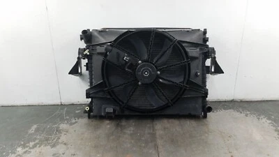 2010 Grand Marquis / Crown Vic Victoria Radiator Condenser Fan Unit #2643 S7 - Image 1 of 4