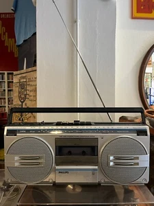 PHILIPS D-8130 Radio Cassette Vintage RARO BOOMBOX GHETTOBLASTER 80s Anni 80 - Foto 1 di 16