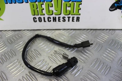 Interruptor de freno trasero Triumph Daytona 675 con resorte 2013 a 2016 B126 Foto 1 de 4