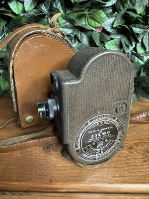 Cámara de cine Bell & Howell Filmo Double Eight “Compañero” con estuche - De colección funciona Foto 1 de 4