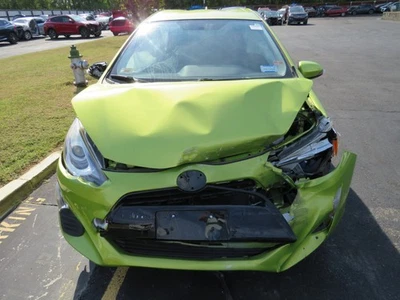 Toyota Prius C 2012 a 2019 puerta delantera pasajero derecho eléctrico cal metálica 588 Foto 1 de 4