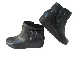 EASY SPIRIT SEYARA BLACK LEATHER WEDGE BOOTIE WOMEN'S SIZE US 7.5M HOT - Picture 1 of 10