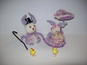 Vintage Mid Century Easter Bunny Rabbit Chenille Pipe Cleaner Craft Figurines - Picture 1 of 19
