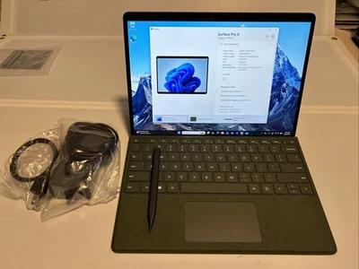 Microsoft Surface Pro X 1876 13" SQ1 8GB RAM 128GB SSD W11P Negro Mate NUEVO Foto 1 de 4