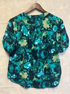 Intro Bluse Damen Petite PL Mehrfarbig Abstrakt Druckknopf Schlitz Ausschnitt Kurzarm - Bild 1 von 6