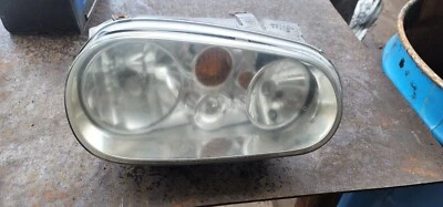 Conjunto de farol direito para 1999-2002 Volkswagen Golf 2000 2001 TYC 20-6473-90 - Imagem 1 de 2