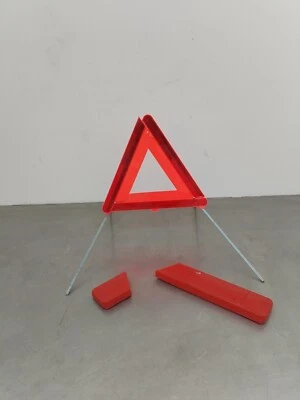 VOLVO XC60 TRIÁNGULO ADVERTENCIA PELIGRO EMERGENCIA 2010 5638227 Foto 1 de 4