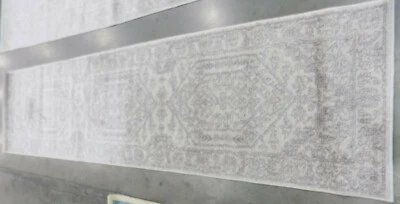 Alfombra manchada marfil/plata 2'-6" x 10' precio reducido 1172582902 ADR108B-210 Foto 1 de 4