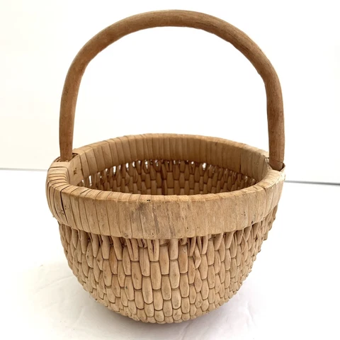 Hand woven rattan Wicker basket with handle small Cover