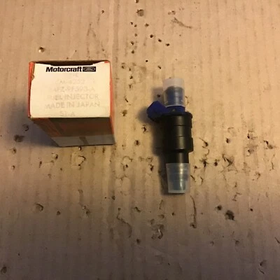 1984-85 Ford Escort 1.6L Fuel Injector NOS  - Image 1 of 3