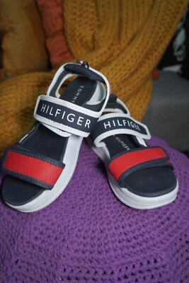 Tommy Hilfiger Kids Navy Blue Red Th Leomi Wedge Sandal Size 10 Inch Long - Image 1 of 4